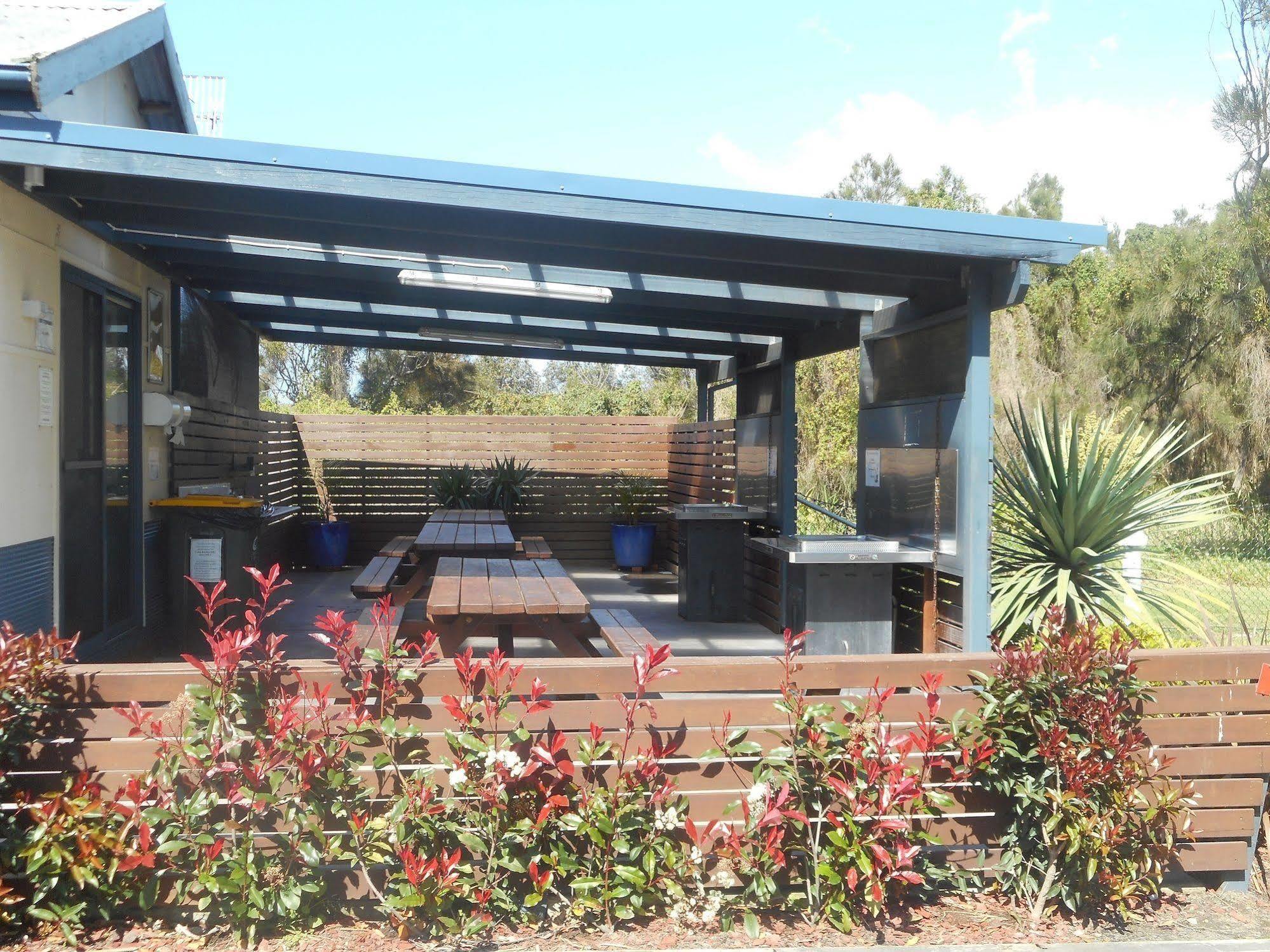 Two Shores Holiday Village Entrance Εξωτερικό φωτογραφία